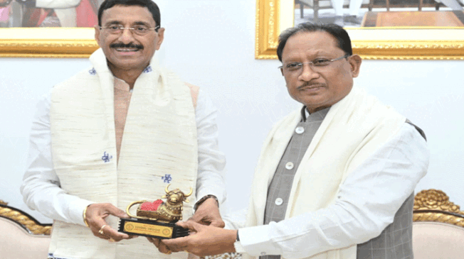 Union-Defence-Minister-Sanjay-Seth