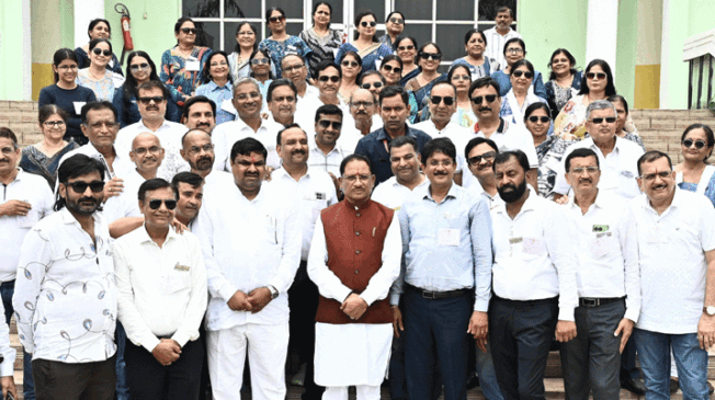 Delegation-of-Jain-community