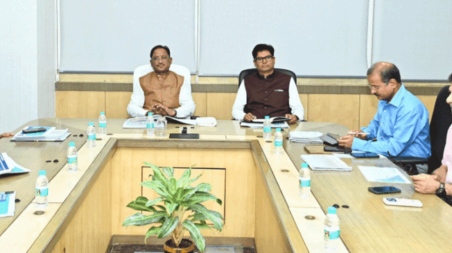 review-meeting_06_07
