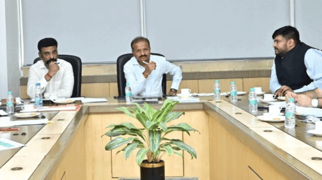 meeting_12