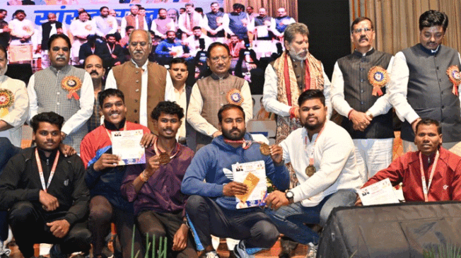 CM-Excellence-Award