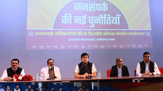Commissioner-Dr.-Ravi-Mittal