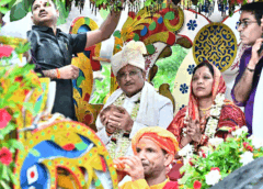मुख्यमंत्री विष्णुदेव साय ने दोकड़ा की ऐतिहासिक रथयात्रा में निभाई गजपति महाराजा की परंपरा : भगवान श्री जगन्नाथ का रथ खींचकर प्रदेशवासियों के सुख, समृद्धि और खुशहाली की कामना की